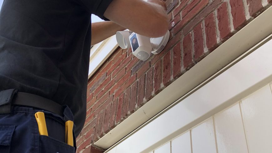 De ring floodlight camera